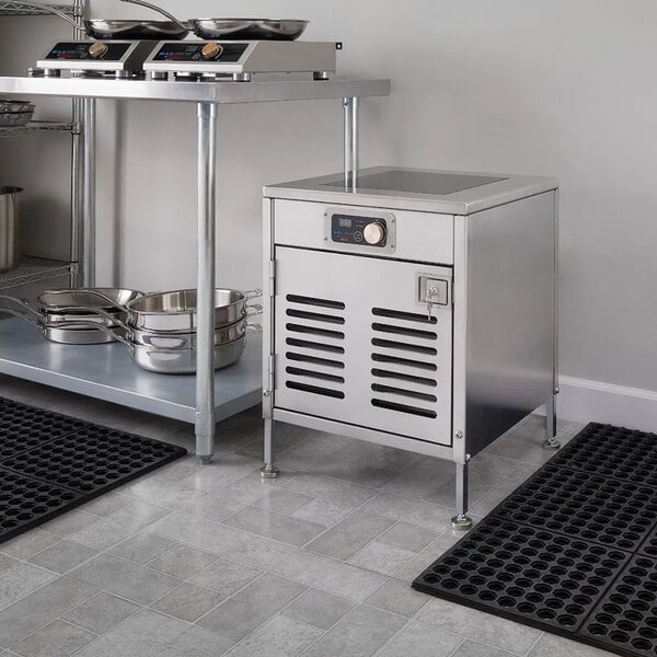 A Spring USA stainless steel induction range with a knob.