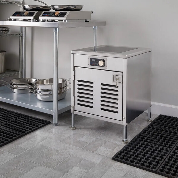 A Spring USA stainless steel induction range with a knob.