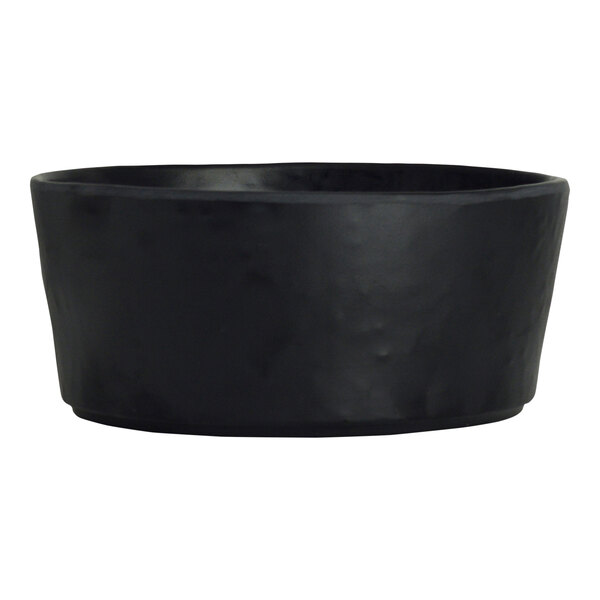 A black bowl with a white background.