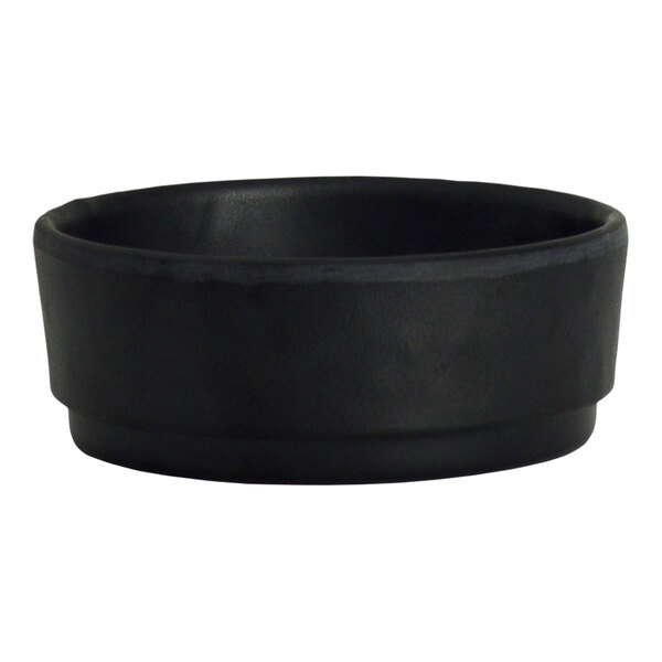 A black bowl with a white background.