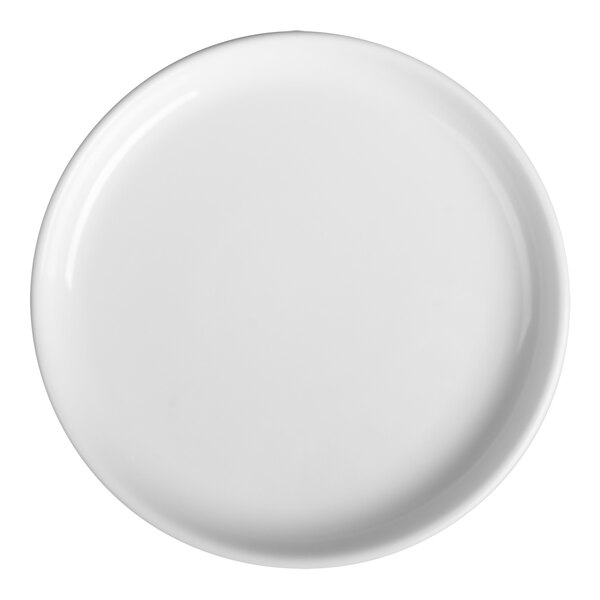 A HydroZero Ivory by Oneida round porcelain plate on a white background.