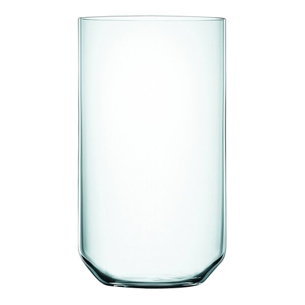 A clear Spiegelau long drink glass.