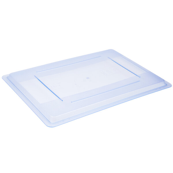 A blue plastic lid with a clear top for a Carlisle food storage box.