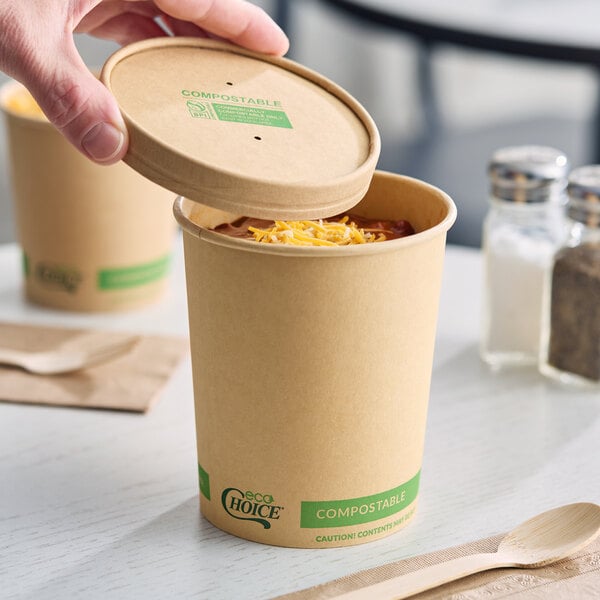 A 32 oz. kraft paper food cup with a vented lid labeled as compostable.