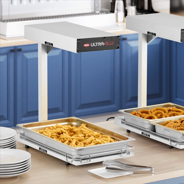 Hatco UGFFBL Ultra-Glo Portable Food Warmer with Heated Base and Lights