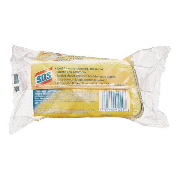 A yellow plastic bag with white text that contains 3 yellow and green heavy-duty scrubber sponges.