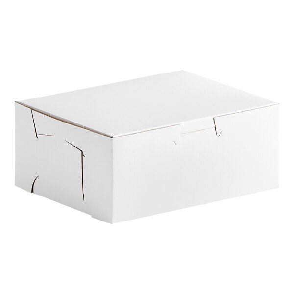 A Southern Champion white cake box with a lid.