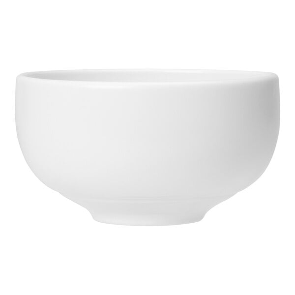 A close up of a Steelite Performance Taste white bowl with a white rim.