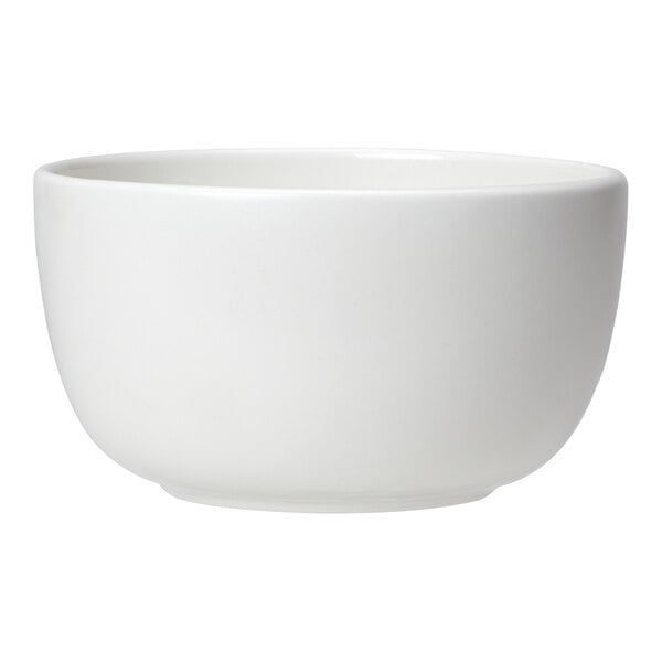 A Steelite Performance Taste white bowl with a white rim.