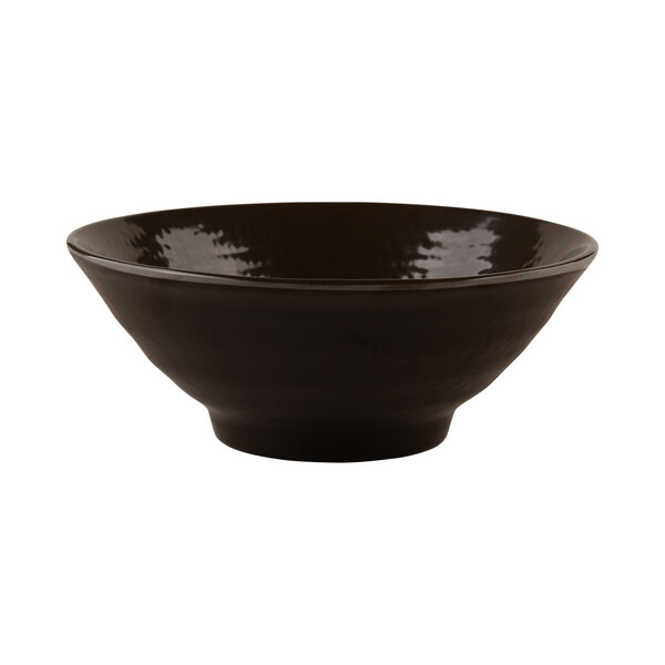 An aubergine-colored melamine bowl.