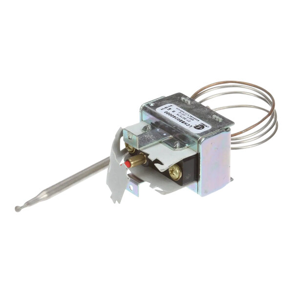 A Wells Thermo Saf Man Reset Stnd thermostat with a wire attached.