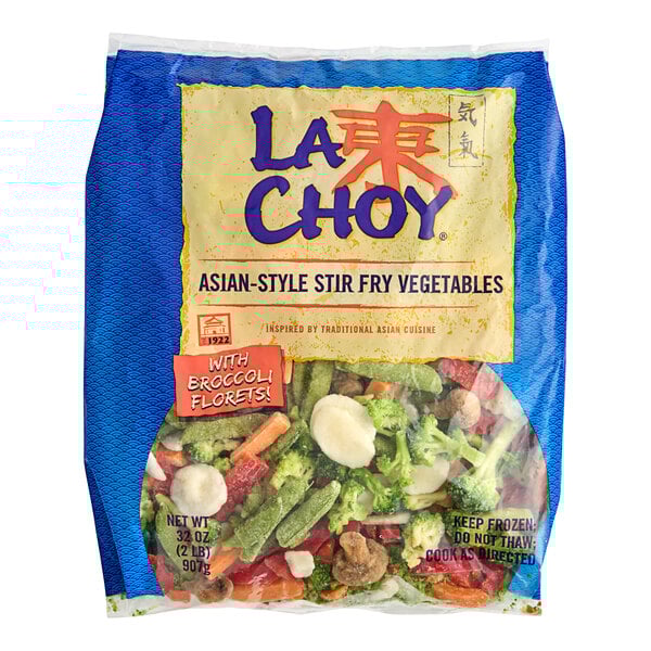 A bag of La Choy Asian-Style Stir-Fry Vegetables with carrots and broccoli.