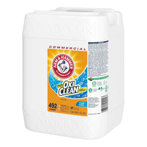 A white Arm & Hammer liquid laundry detergent container.