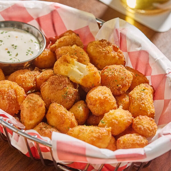 Kaufhold's Kurds Breaded Sriracha Cheese Curds 5 lb. - 2/Case