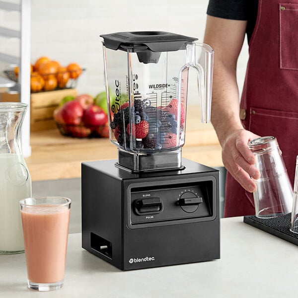 Blendtec BAR40PA01-A1PA1D Bar Blender with Toggle Control and 90 oz. WildSide+ Jar - 120V, 1800W