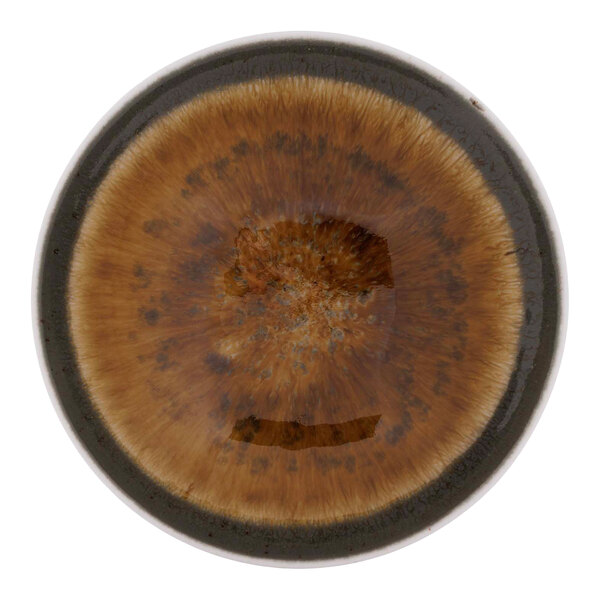 A brown porcelain Cosy & Trendy coupe plate with a tan pattern.