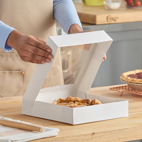 Baker's Lane 9" x 9" x 2" White Auto-Popup Window Pie / Bakery Box - 200/Case