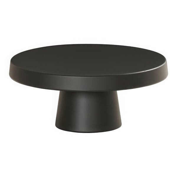 A black round Cal-Mil cake pedestal.