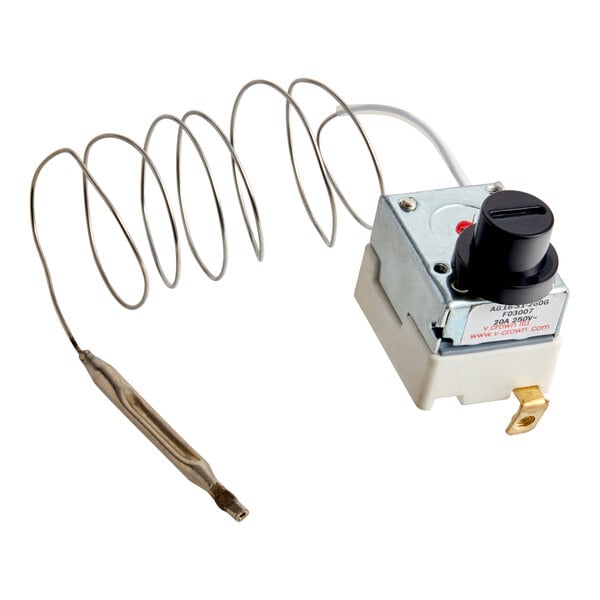 A temperature limiter with a coiled sensor and adjustment knob for Avantco QS-HD series equipment.