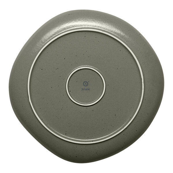 A grey plate with a white circle.