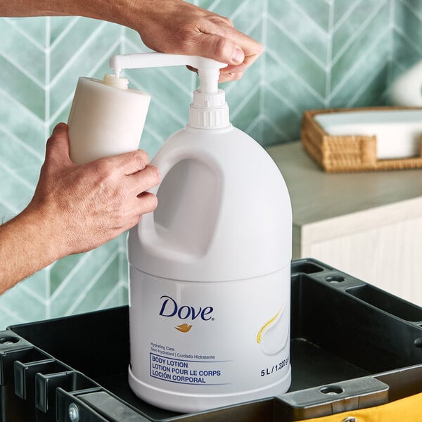 Dove Hydrating Care 5 Liters / 1.32 Gallon Lotion - 3/Case