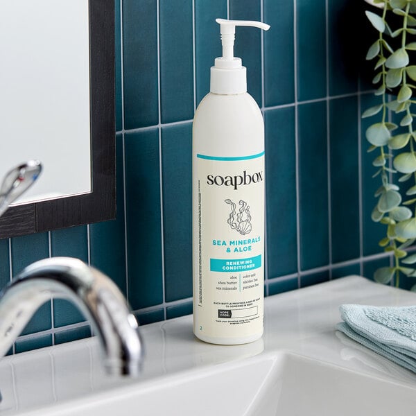 Soapbox DoveLok 12 oz. Sea Minerals and Aloe Renewing Conditioner - 20/Case