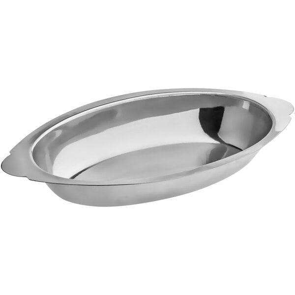 A stainless steel oval au gratin dish with a 20 oz. capacity.