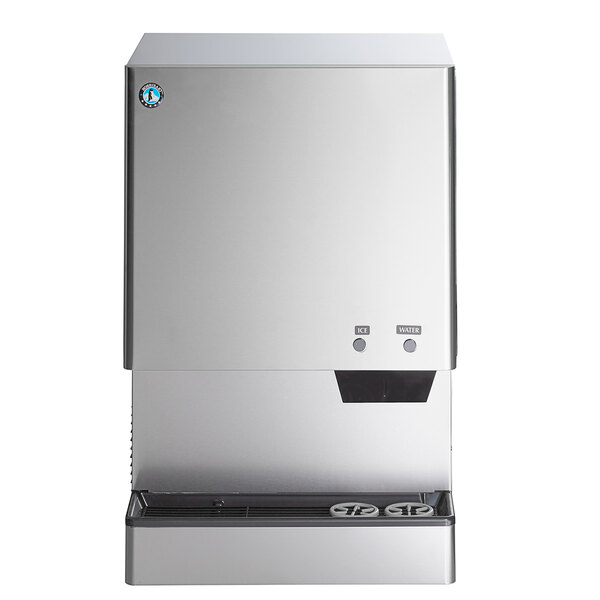 Hoshizaki DCM-500BAK Air Cooled Ice Maker and Water Dispenser - 40 lb.