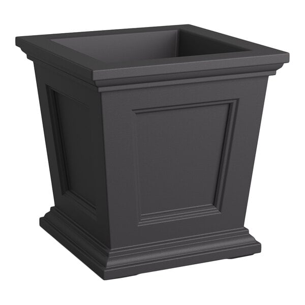 Mayne Fairfield 16" x 16" x 16" Square Graphite Gray Polyethylene Planter