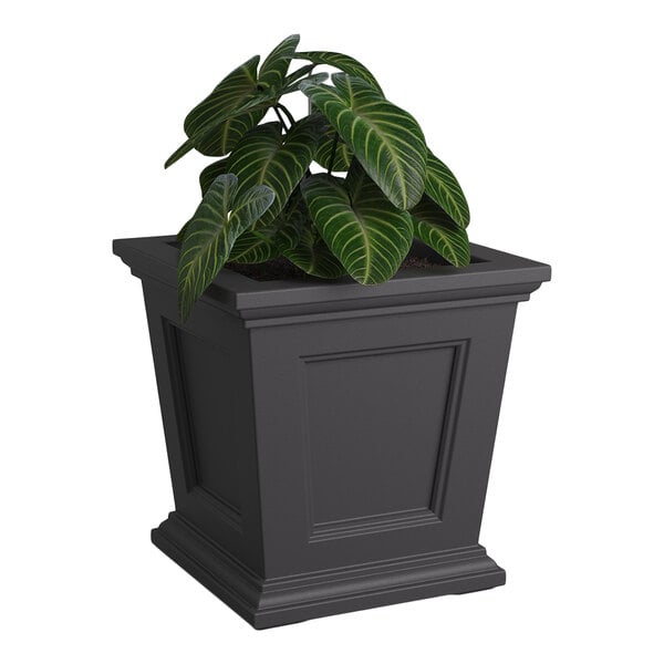 Mayne Fairfield 16" x 16" x 16" Square Graphite Gray Polyethylene Planter
