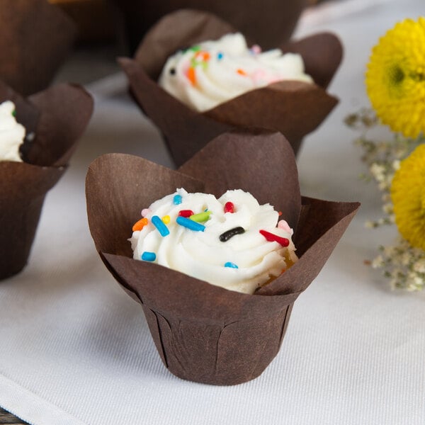 Hoffmaster 1 1/4" x 2 1/4" Chocolate Brown Lotus Mini Baking Cup - 2,500/Case