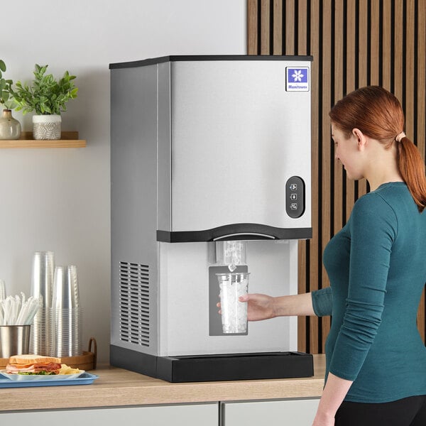 Manitowoc CNP0201A-161 16 1/4" Air Cooled Countertop Nugget Ice Maker / Dispenser - 10 lb. Bin with Sensor Dispensing - 115V