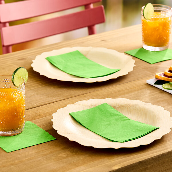 Choice 9 1/2" x 9 1/2" Lime 2-Ply Beverage / Cocktail Napkin - 250/Pack