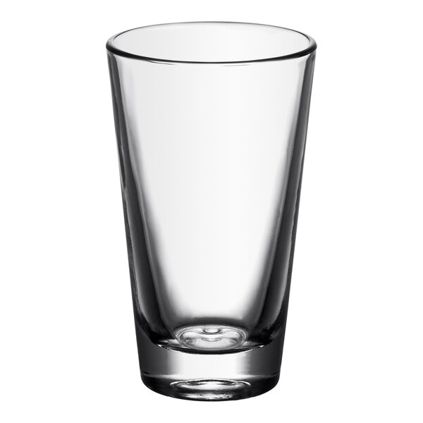 A clear, rim-tempered mixing glass with a 14 oz. capacity.