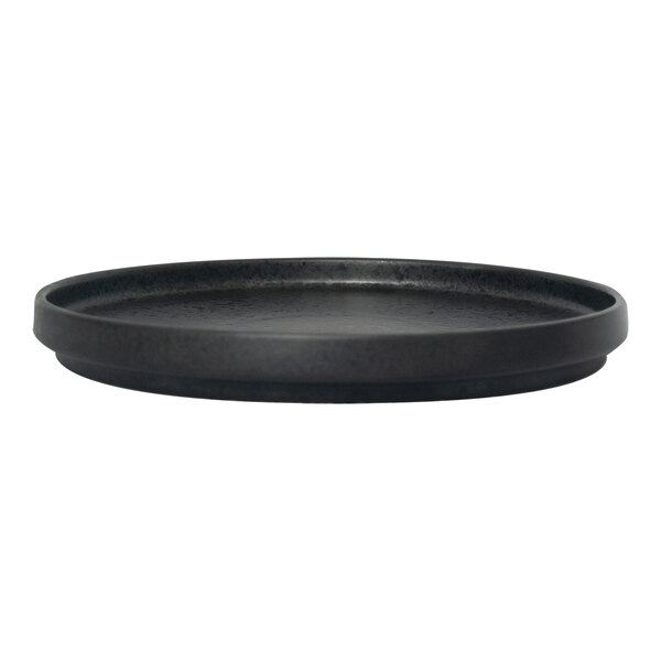 International Tableware Alloy 8 1/4" Carbon Black Raised Rim Round Stoneware Plate - 24/Case