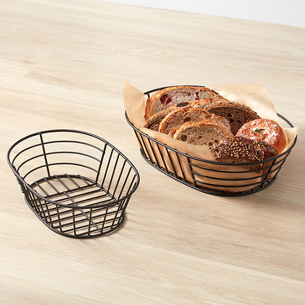 American Metalcraft Stria 11" Oval Black Powder-Coated Iron Stackable Food Basket - 12/Case