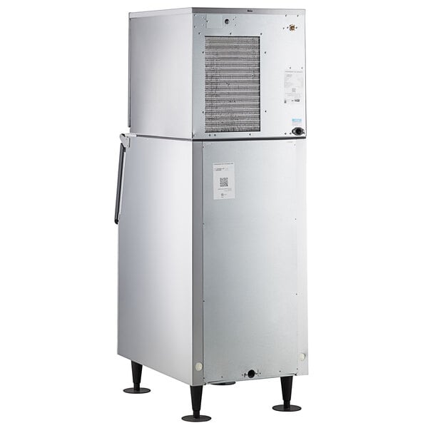 Hoshizaki F-422MAK Slim-Line Series 22" Air-Cooled Modular Flake Ice Machine with Stainless Steel Finish Ice Storage Bin - 485 lb., 115V, 1 Phase