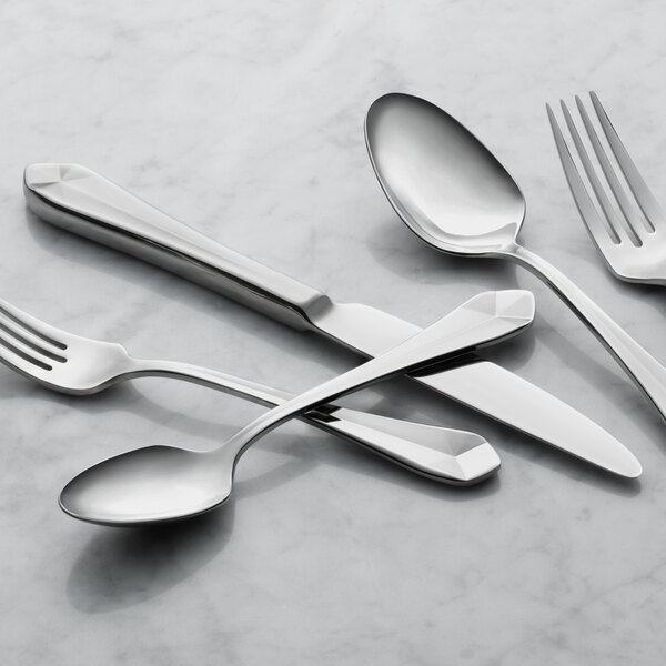 Reserve by Libbey Audrey 9 1/4" 18/10 Stainless Steel Extra Heavy Weight Dinner Knife - Sample