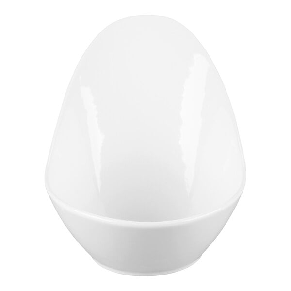 Libbey Chef's Selection II 27 oz. Ultra Bright White Porcelain Riviera Bowl - Sample