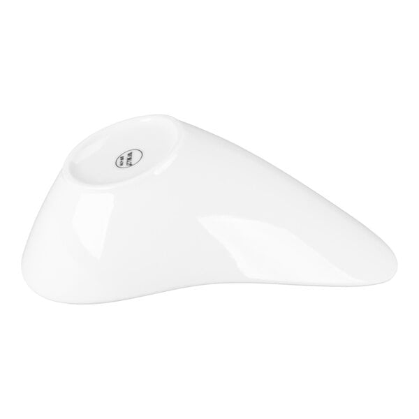 Libbey Chef's Selection II 27 oz. Ultra Bright White Porcelain Riviera Bowl - Sample