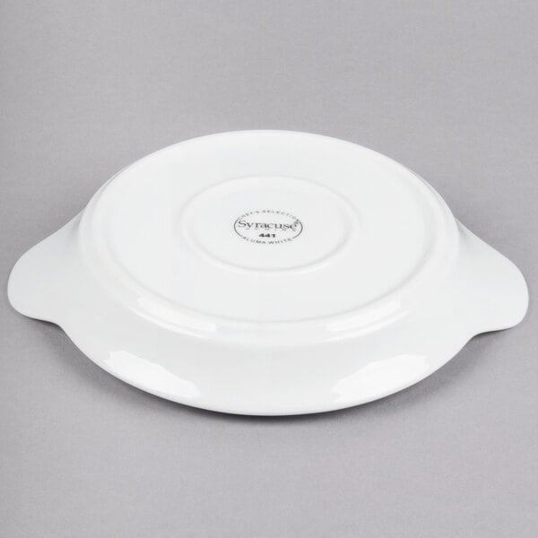 Libbey Chef's Selection 23 oz. Aluma White Porcelain Handled Dish - Sample