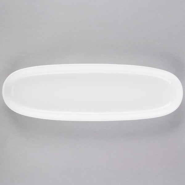 Libbey Chef's Selection II 14" x 4 1/4" Ultra Bright White Porcelain Coupe Tray - Sample