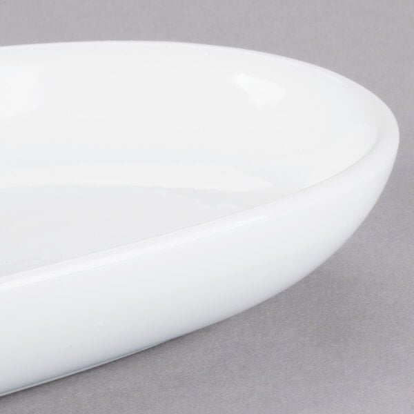 Libbey Chef's Selection II 14" x 4 1/4" Ultra Bright White Porcelain Coupe Tray - Sample