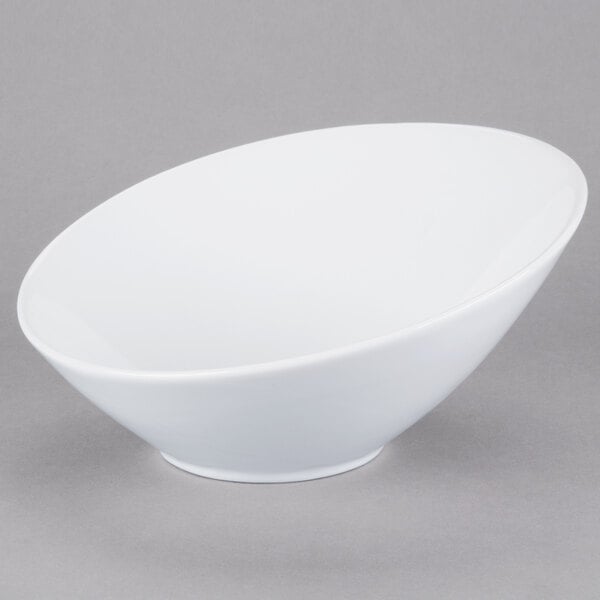 Libbey Chef's Selection II 23 oz. Ultra Bright White Porcelain Belmar Bowl - Sample