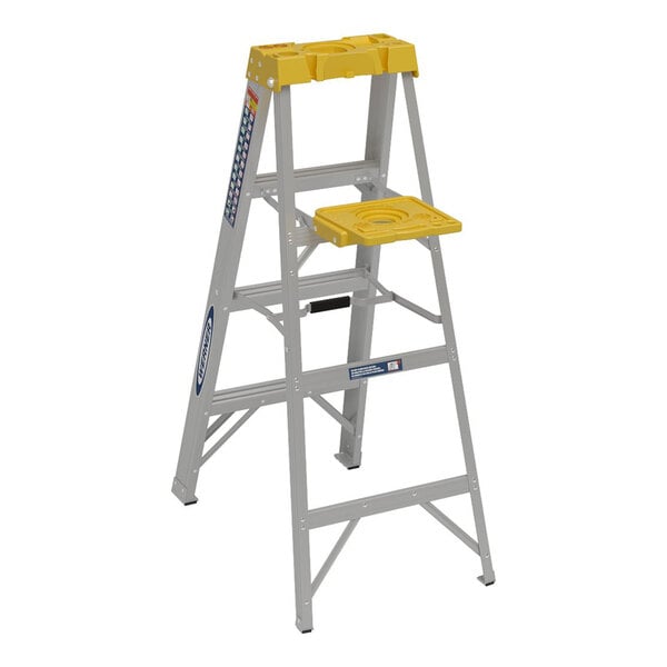 Werner 370 Series 4' Type IA 3-Step Aluminum Step Ladder 374