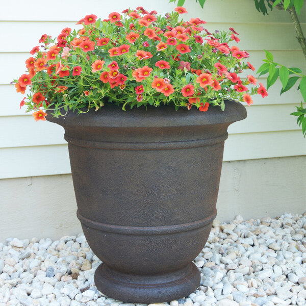 Grossfillex Kylemore 20 3/16" x 19 1/8" Round Rust Resin Planter - 3/Pack