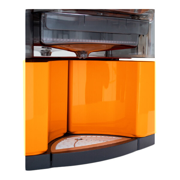 Zumex 04810 Essential Basic Orange Automatic Feed Juicer - 22 Fruits / Minute