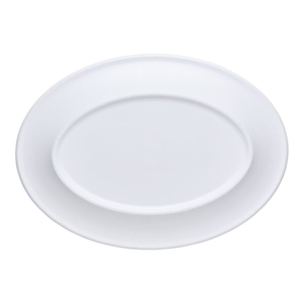 G.E.T. Riva Maris 18" x 13" Oval Matte White Melamine Platter with Textured Rim - 3/Case