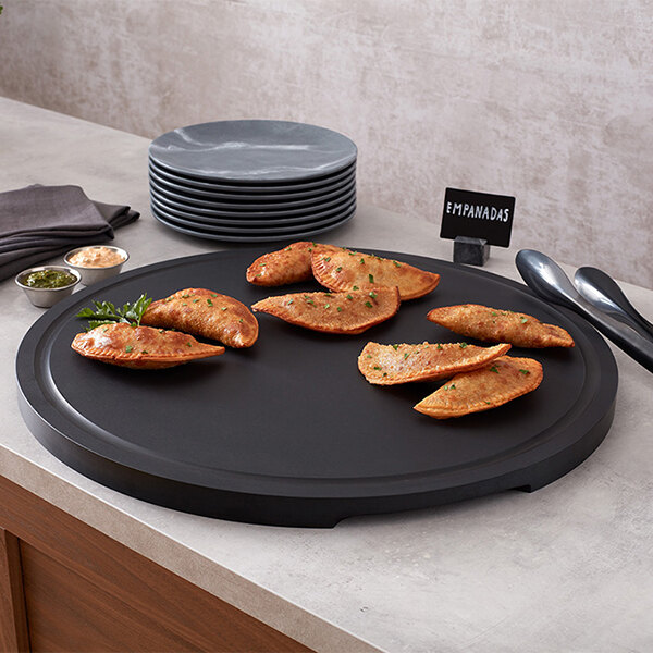 American Metalcraft Lyselle 20" x 3/4" Round Black Pressed Wood Cutting Board PCBB20