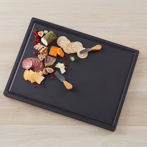 American Metalcraft Lyselle 24" x 18" x 3/4" Rectangular Black Pressed Wood Cutting Board PCBB24
